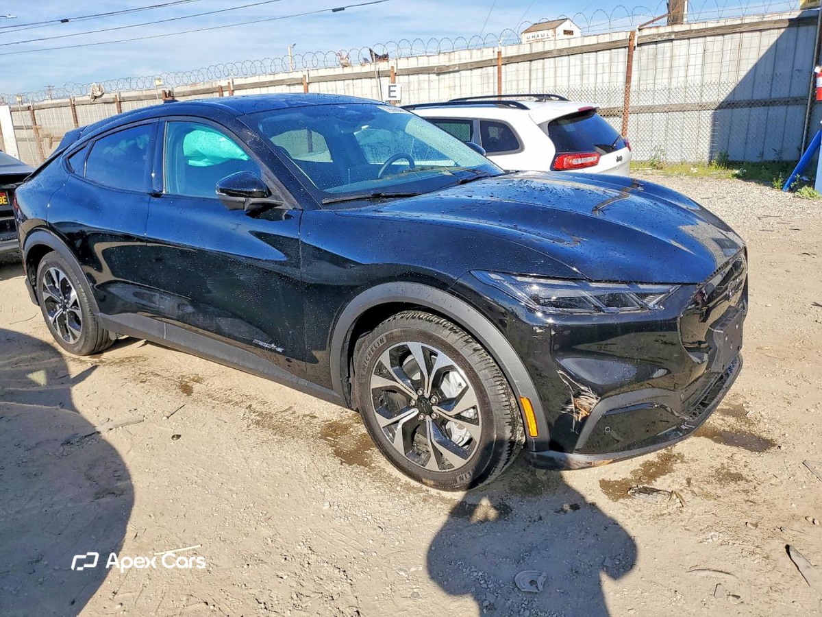 Ford Mustang Mach-E 2025