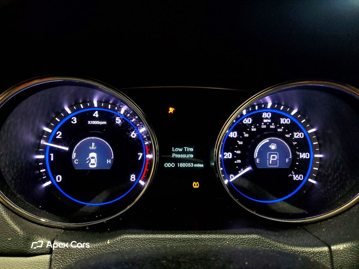 Hyundai Sonata 2011