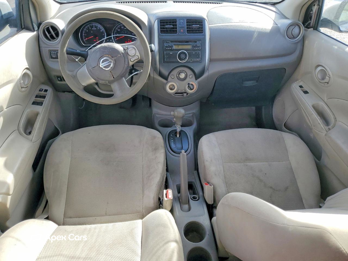 Nissan Versa 2012