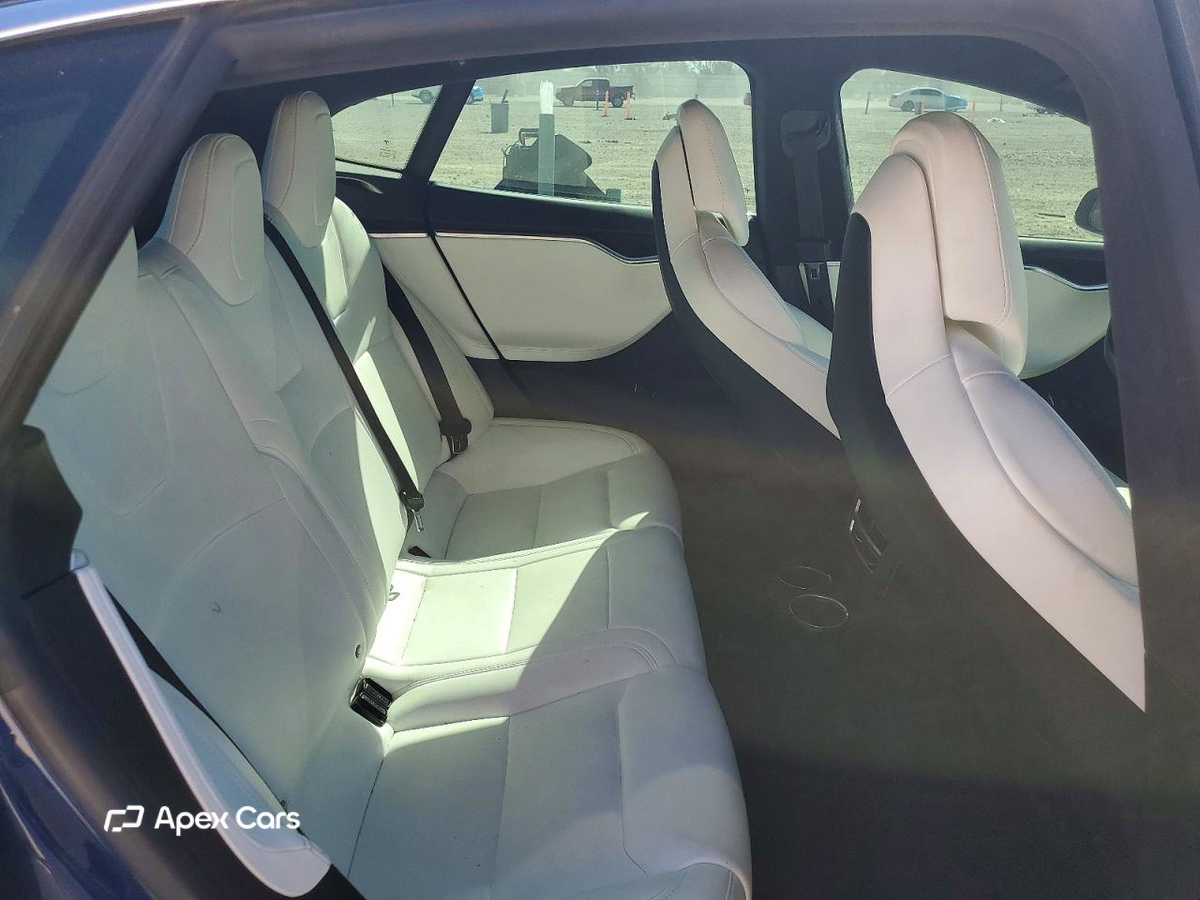 Tesla Model S 2017
