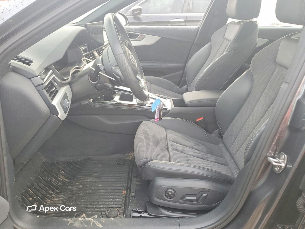 Audi A4 2023