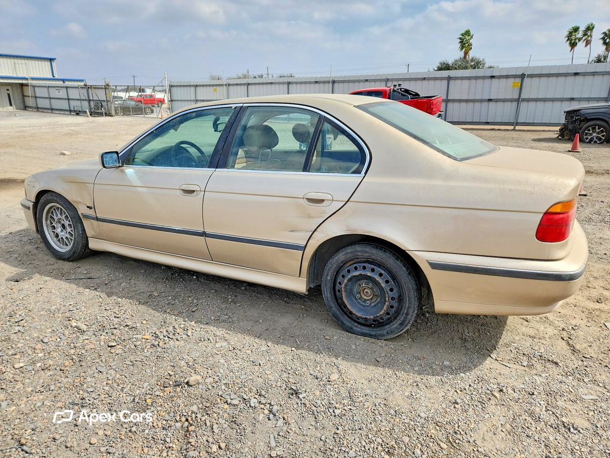 BMW Series 5 1999
