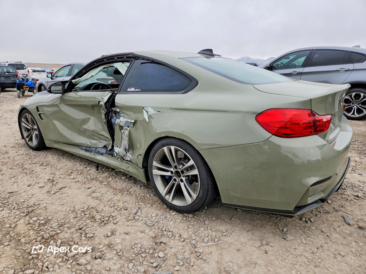 BMW M4 2015