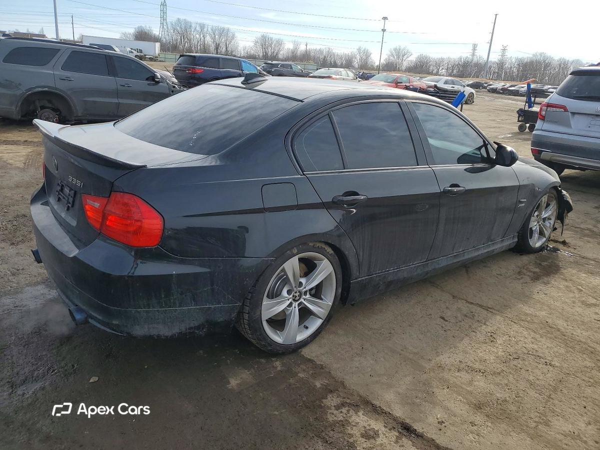 BMW Series 3 2011