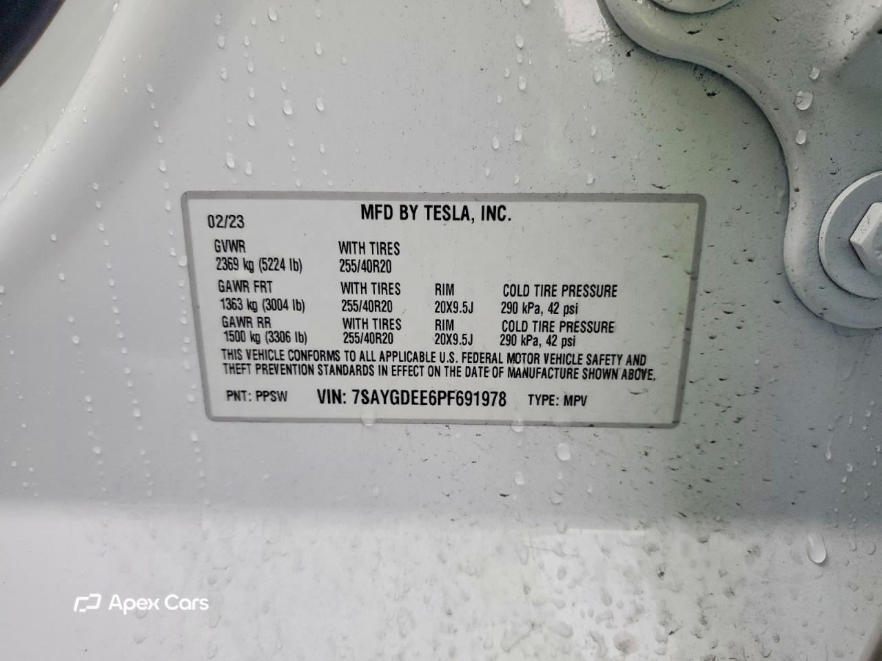 Tesla Model Y 2023