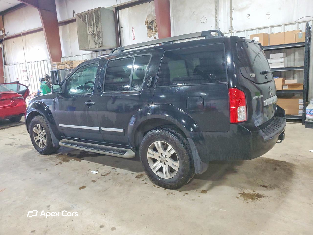 Nissan Pathfinder 2012