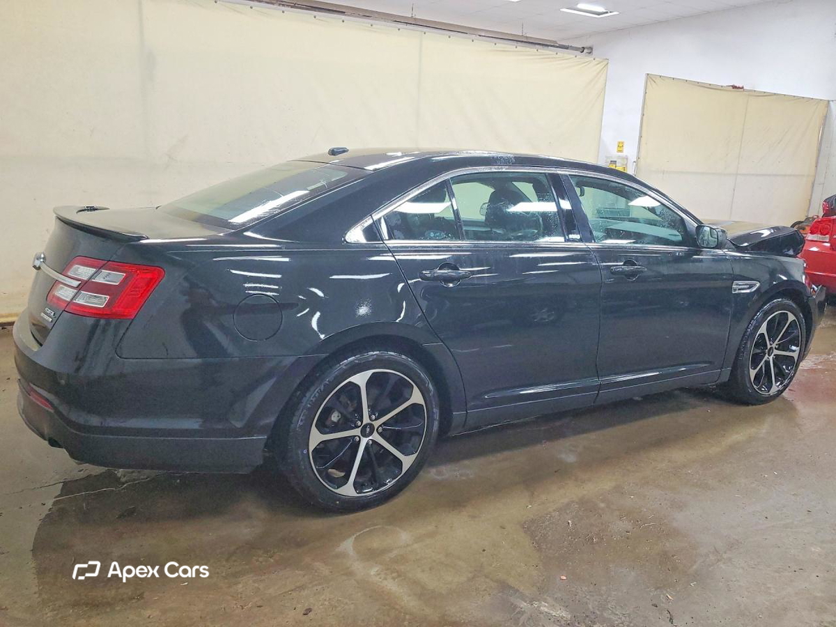 Ford Taurus 2015