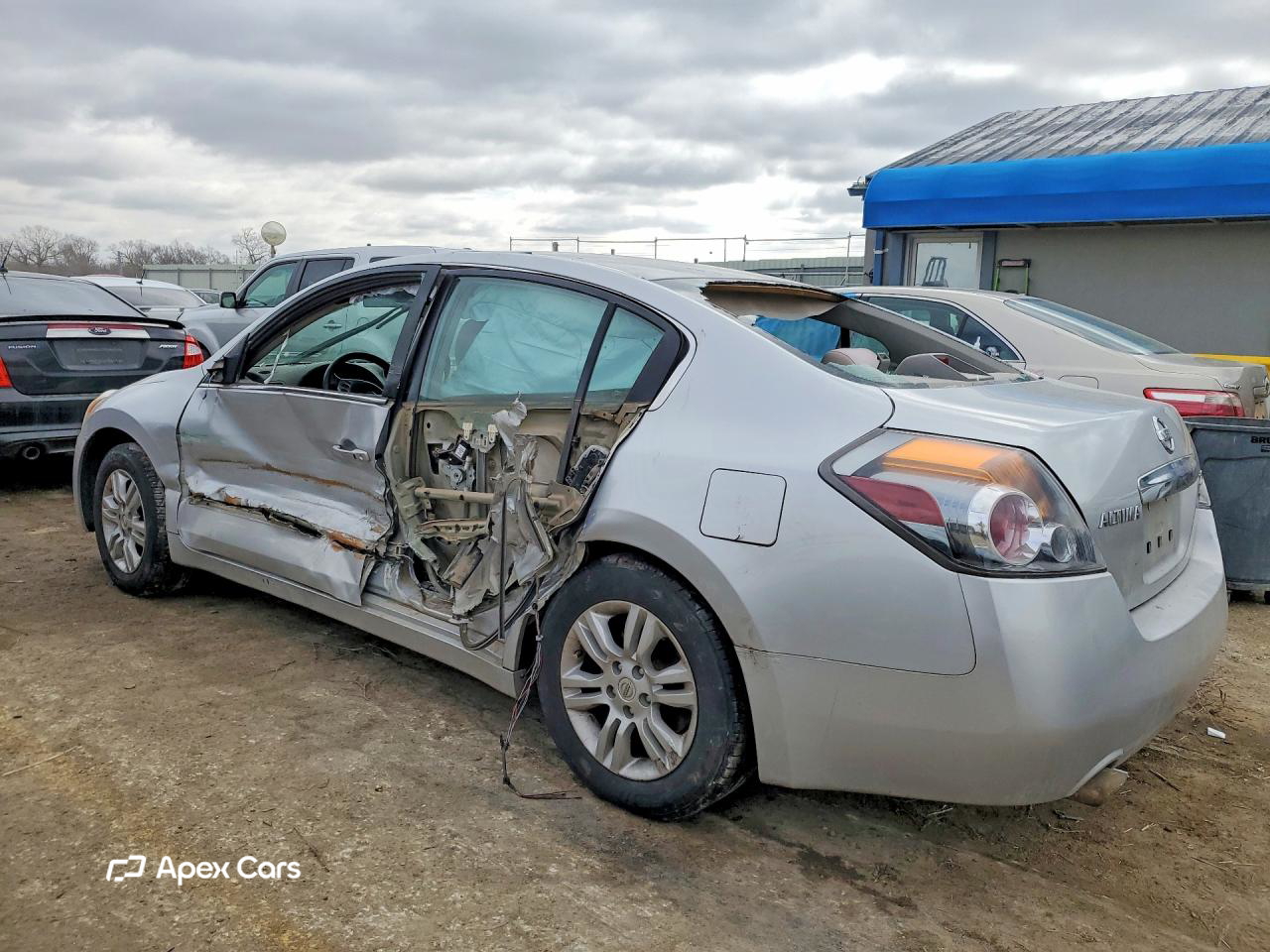 Nissan Altima 2010