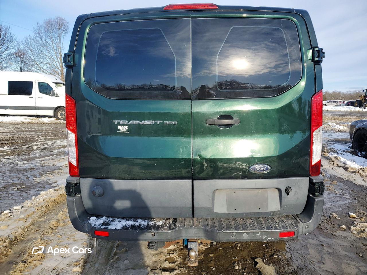 Ford Transit 2015