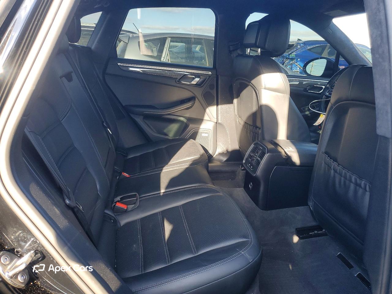Porsche Macan 2021