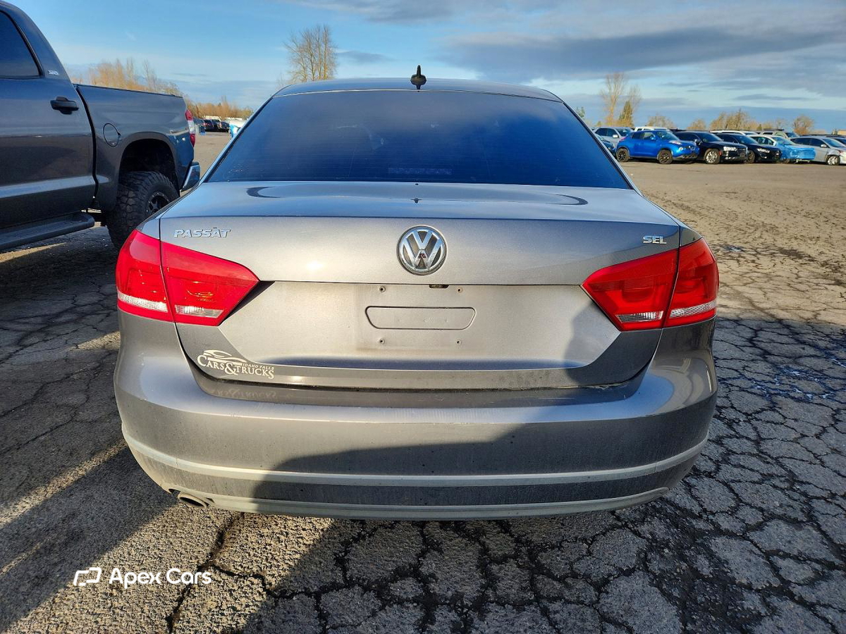 Volkswagen Passat 2013