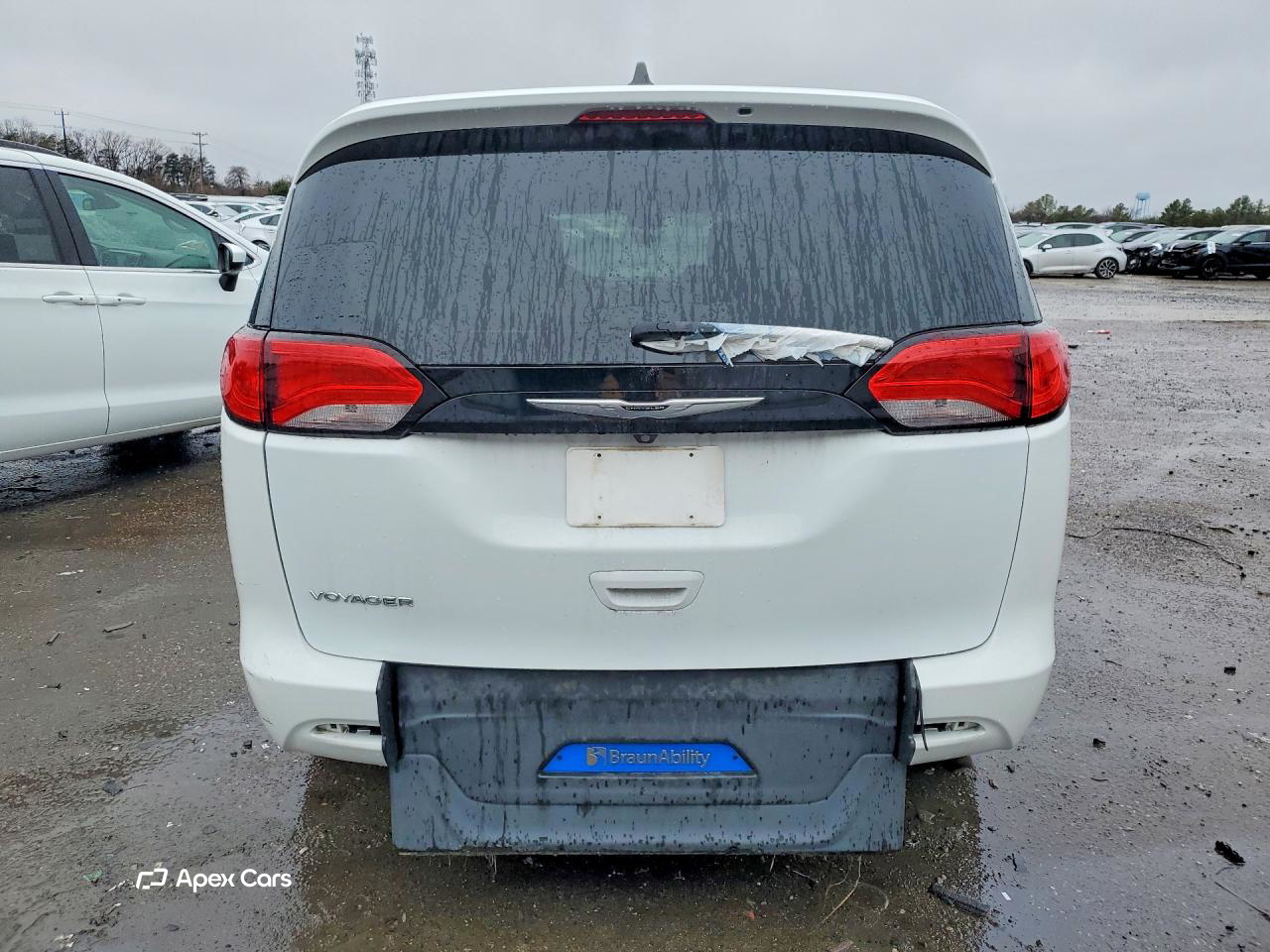 Chrysler Voyager 2023