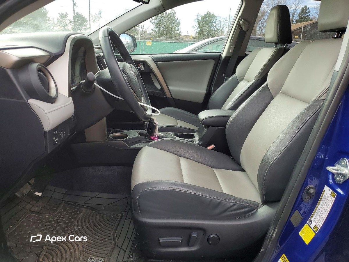 Toyota RAV 4 2015