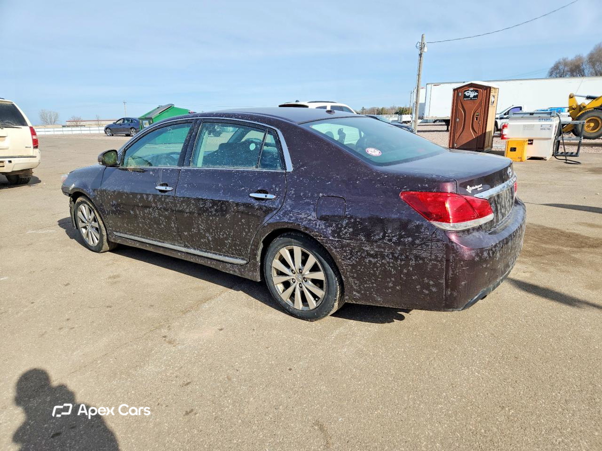Toyota Avalon 2011