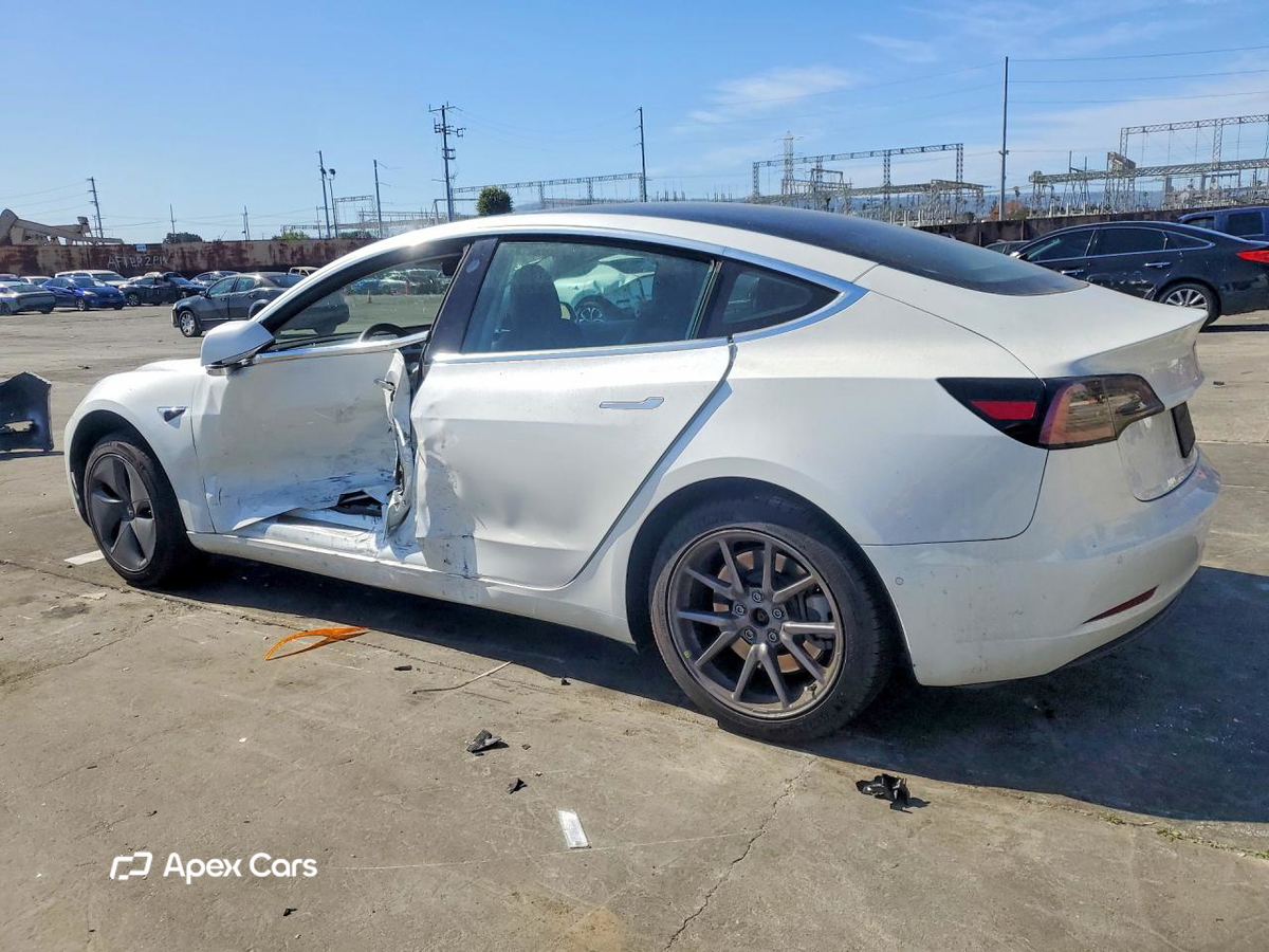 Tesla Model 3 2020