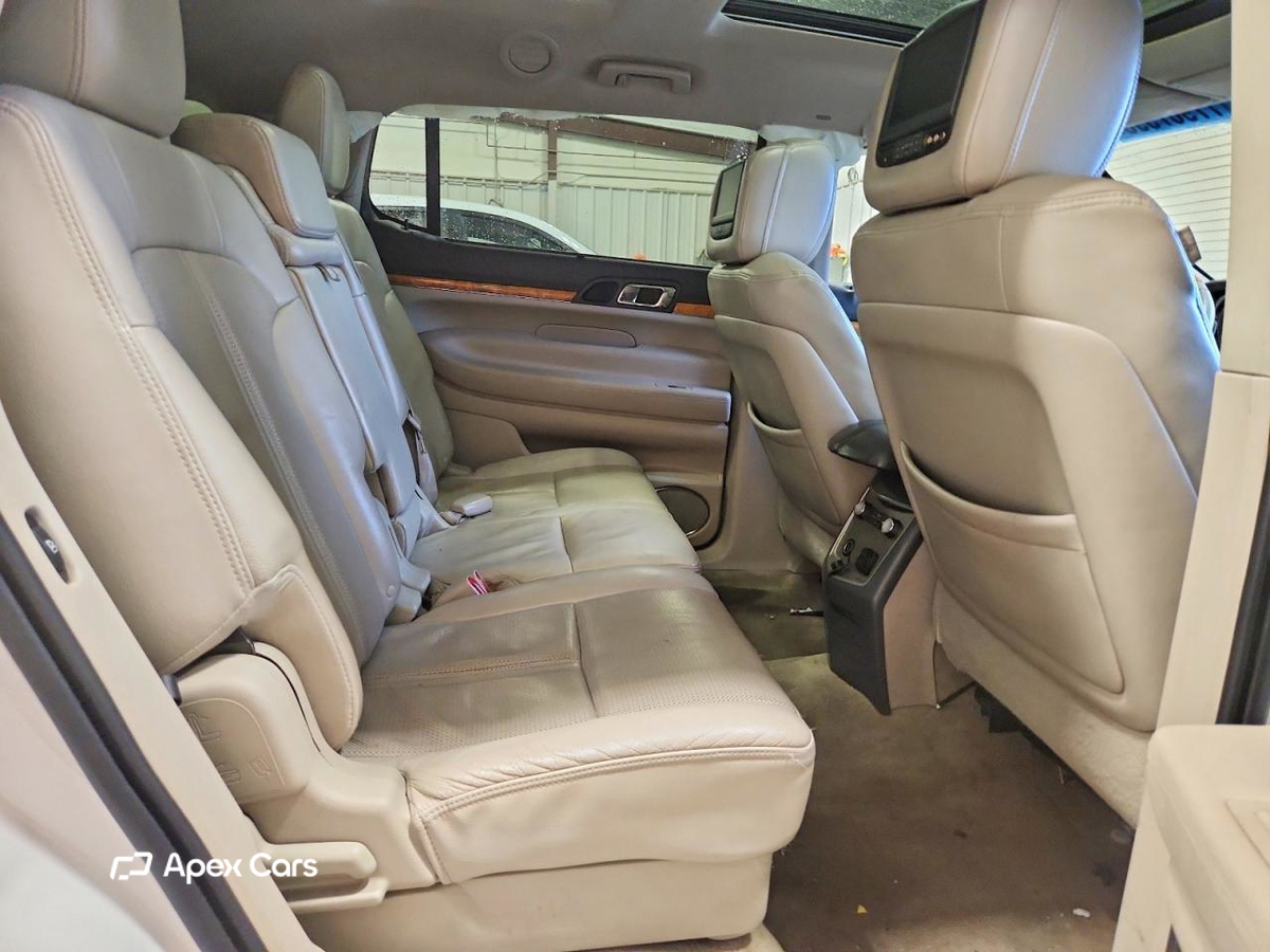Lincoln MKT 2012