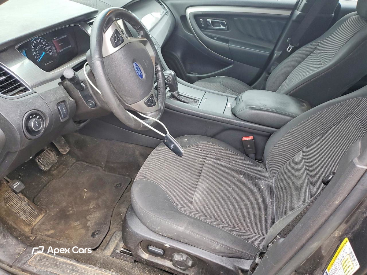 Ford Taurus 2015