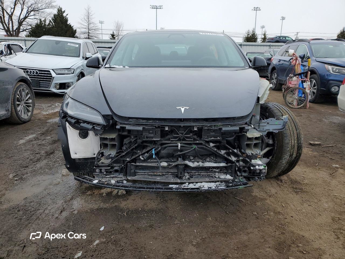Tesla Model 3 2025