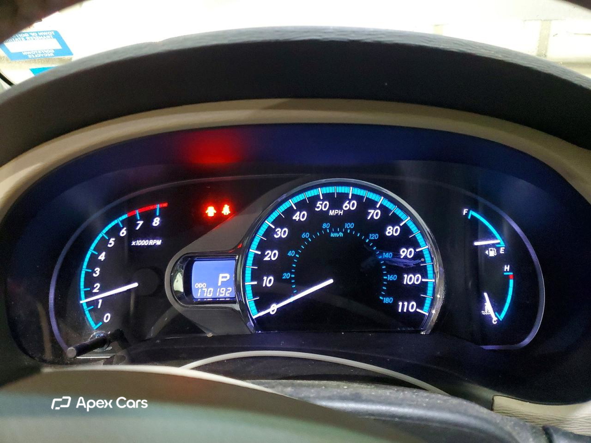 Toyota Sienna 2011