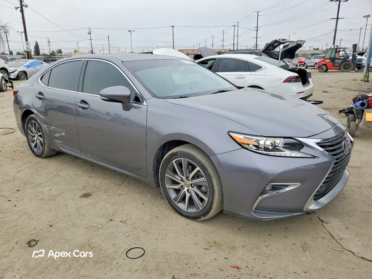 Lexus ES 2016
