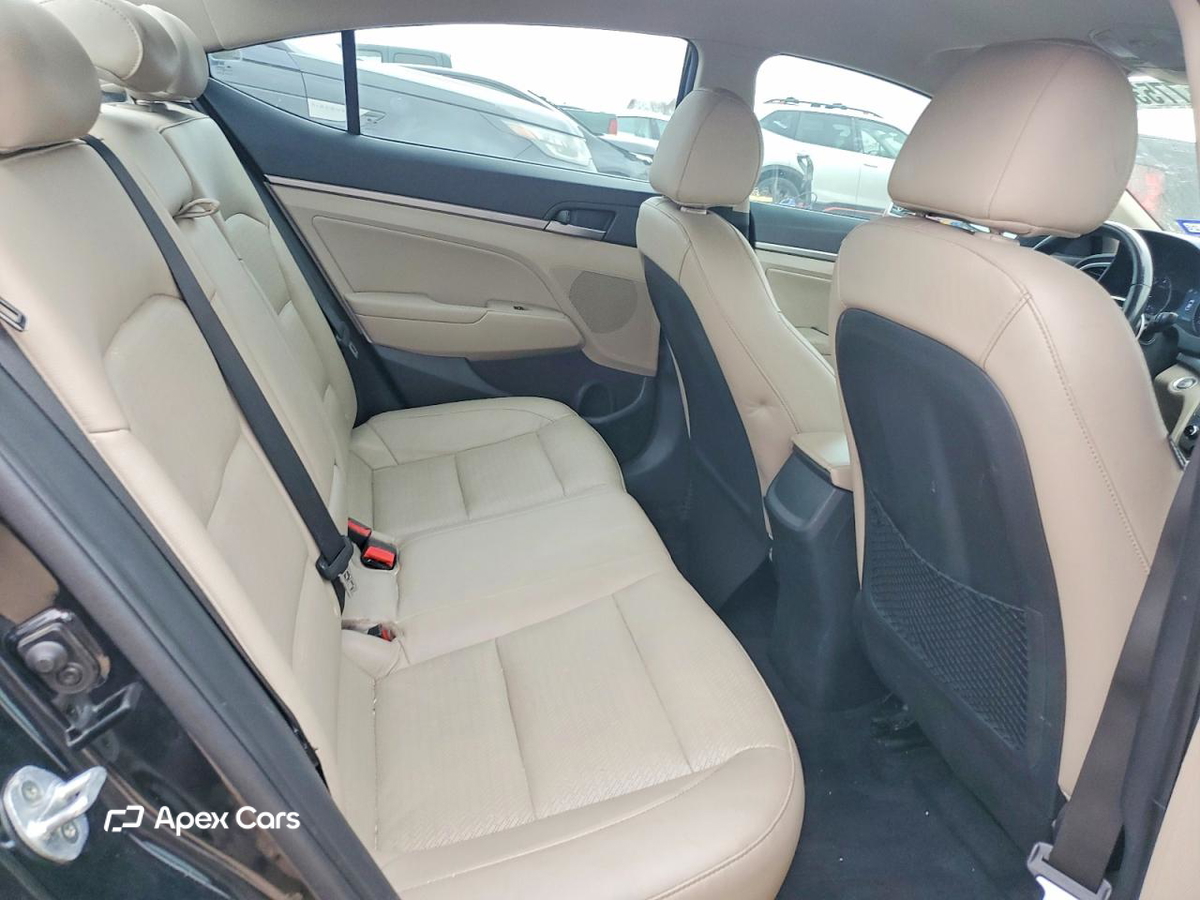Hyundai Elantra 2017