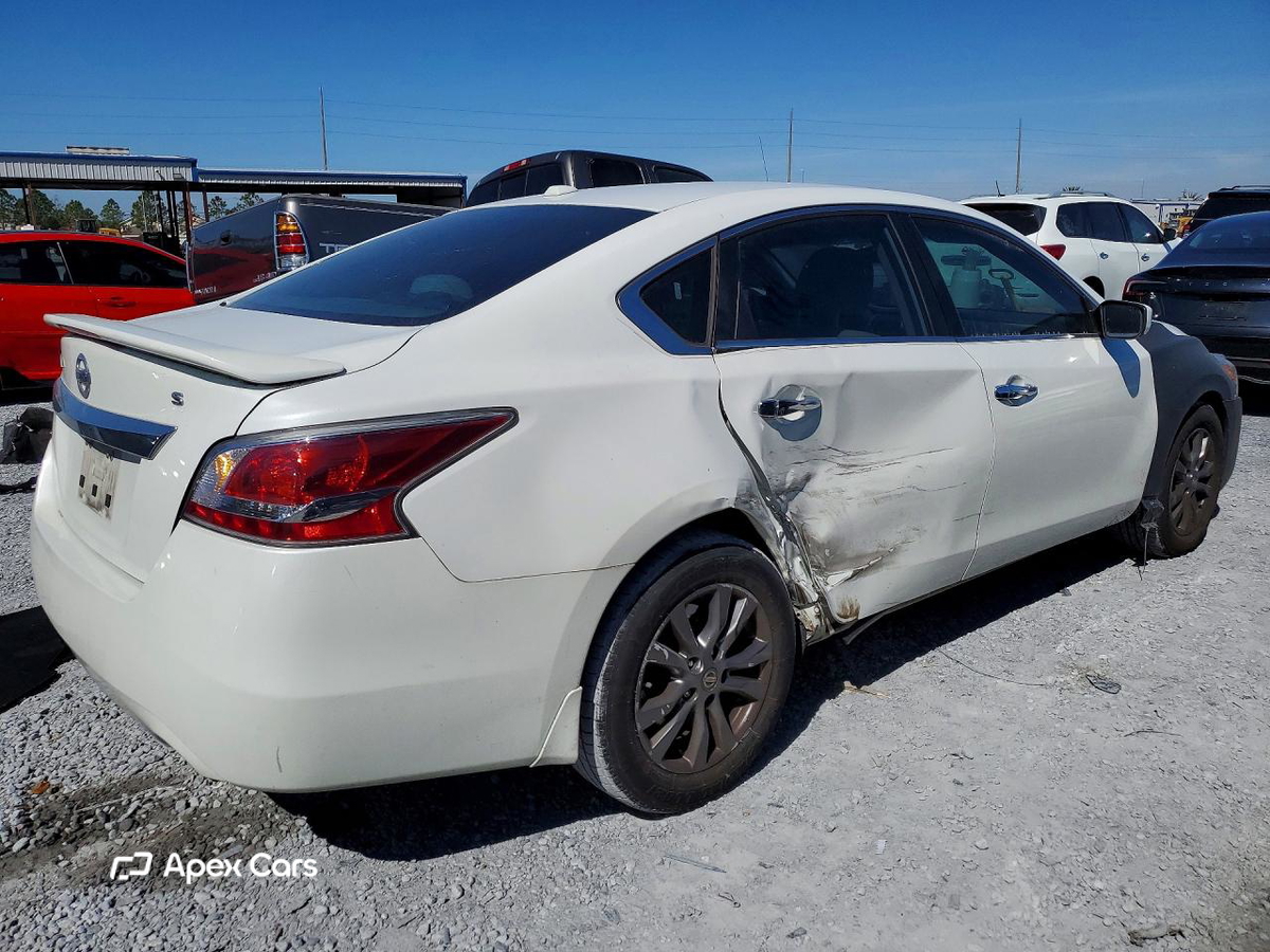 Nissan Altima 2015