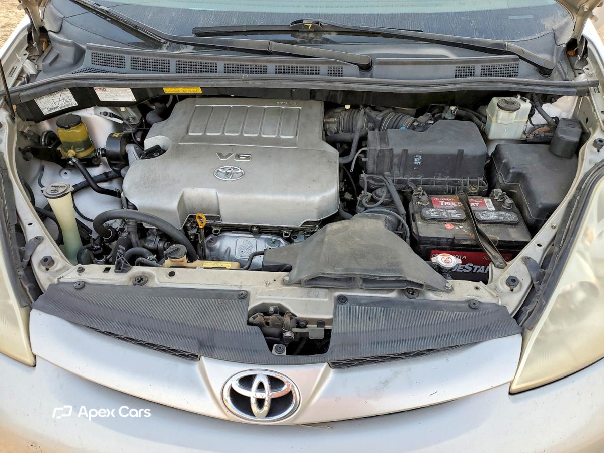 Toyota Sienna 2010
