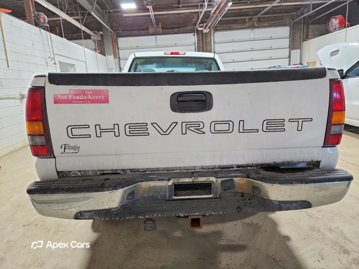 Chevrolet Silverado 2002