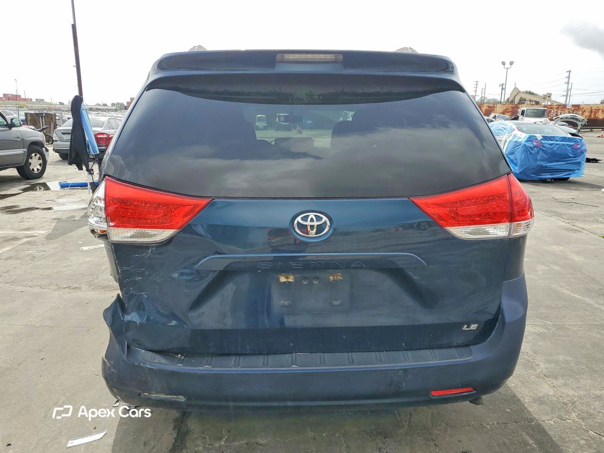 Toyota Sienna 2012