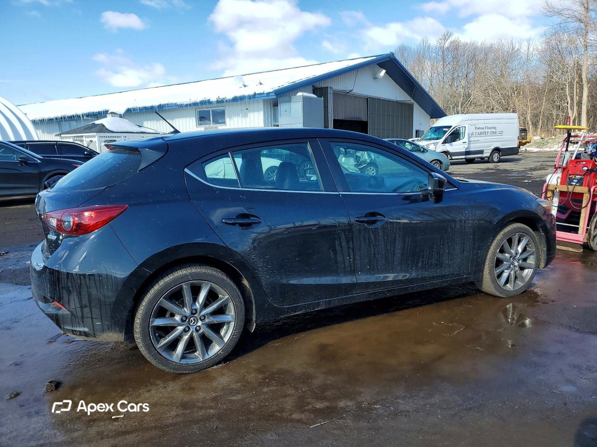 Mazda 3 2018