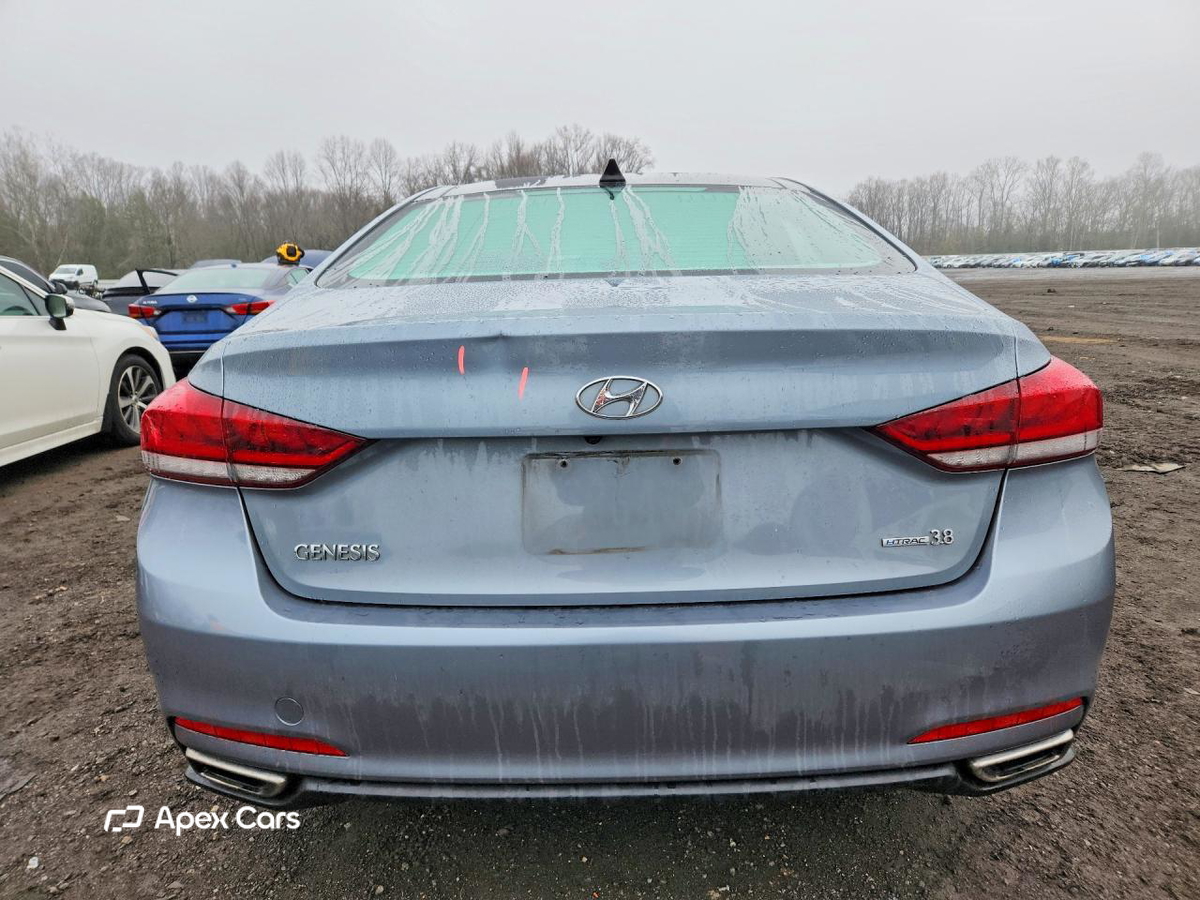 Hyundai Genesis 2015