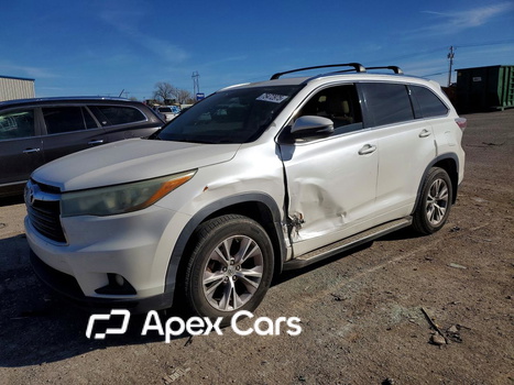 Toyota Highlander 2015 - Image 1 of 13