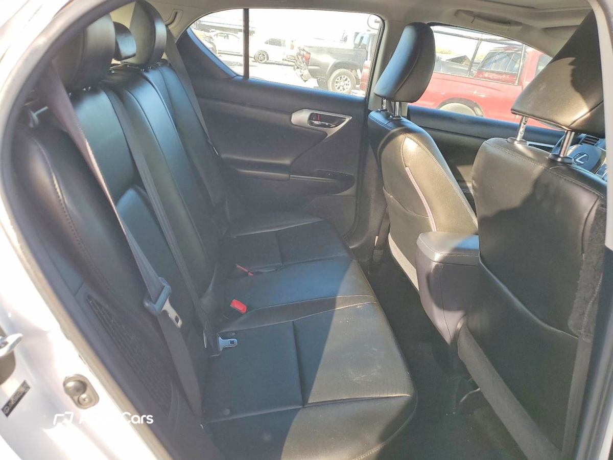Lexus CT 2012