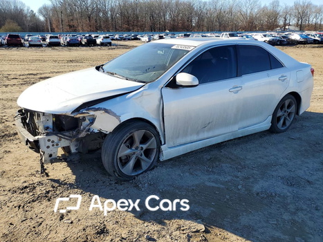 Toyota Camry 2012 - Image 1 of 13