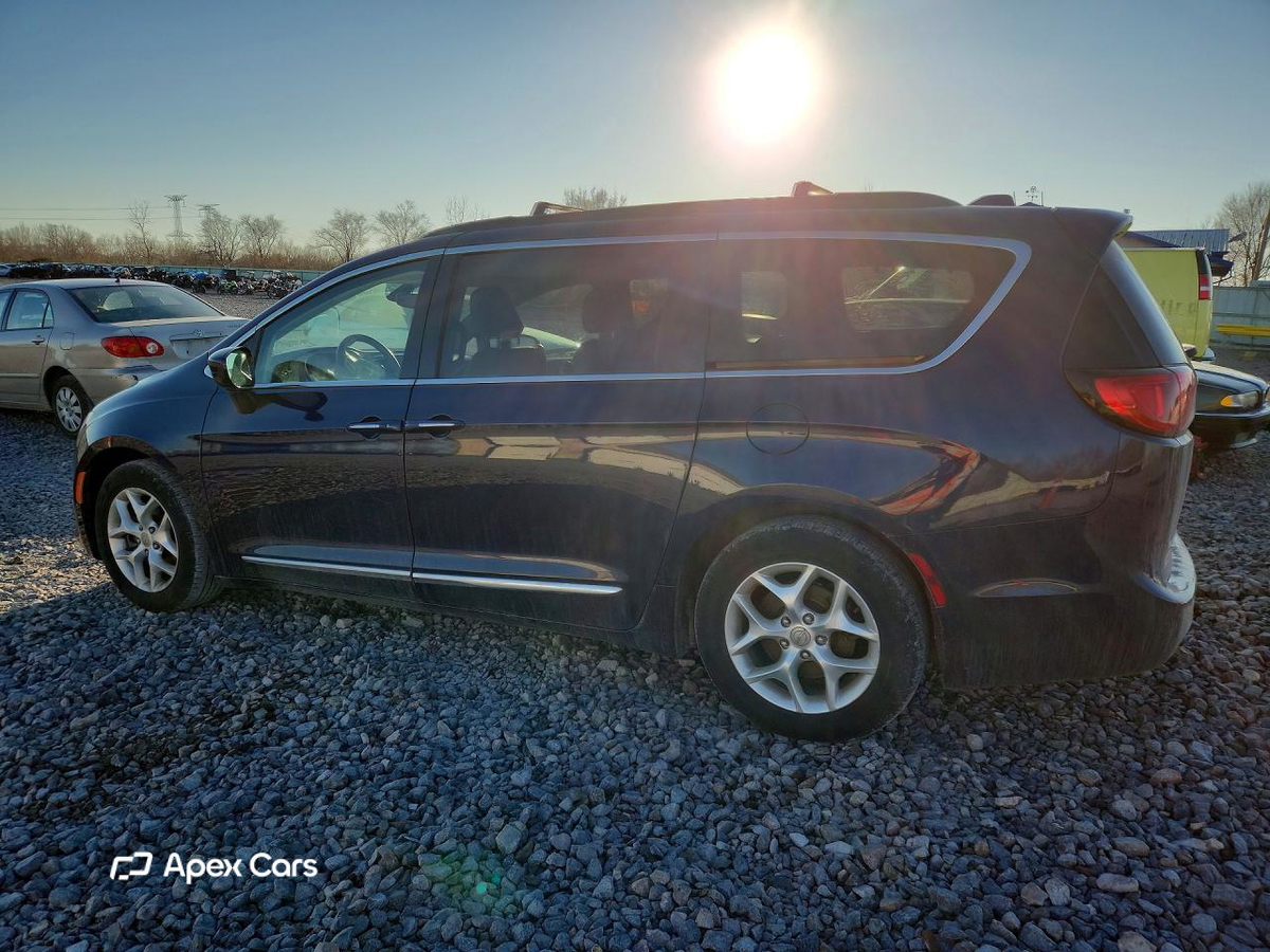 Chrysler Pacifica 2017