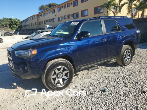Toyota 4Runner 2023 - Image 1 of 12