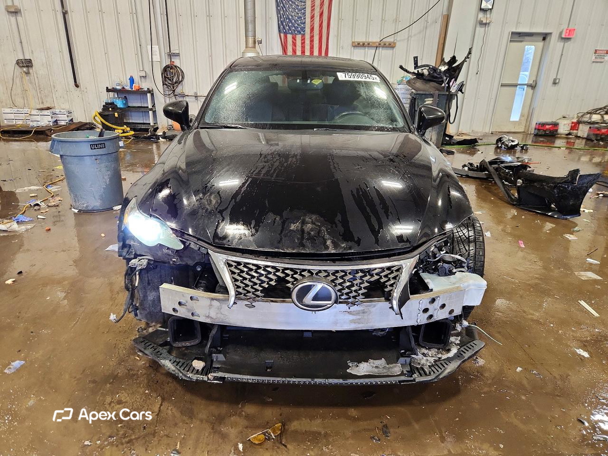 Lexus IS 2016