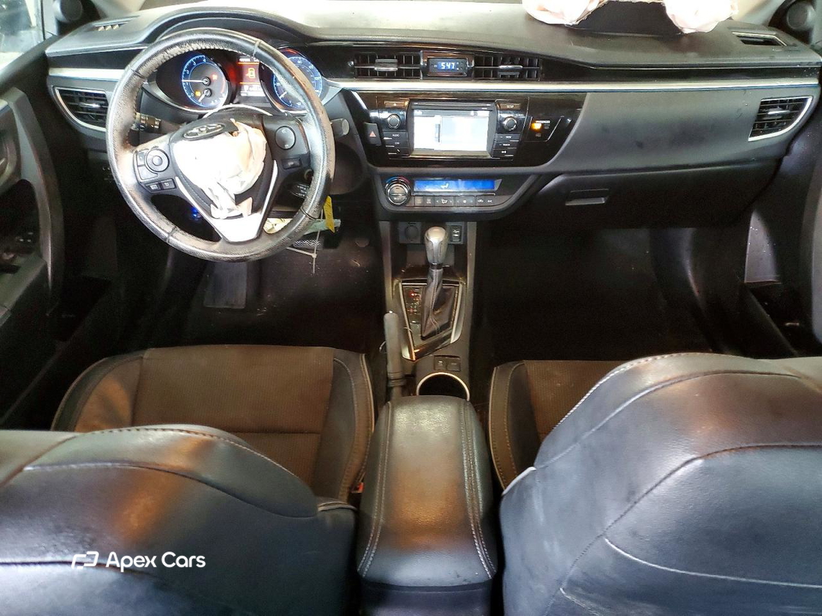 Toyota Corolla 2015