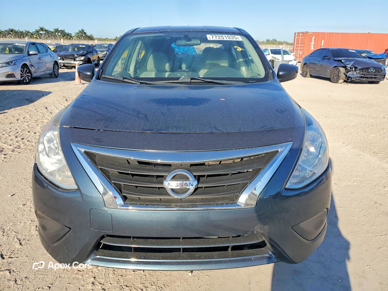 Nissan Versa 2016