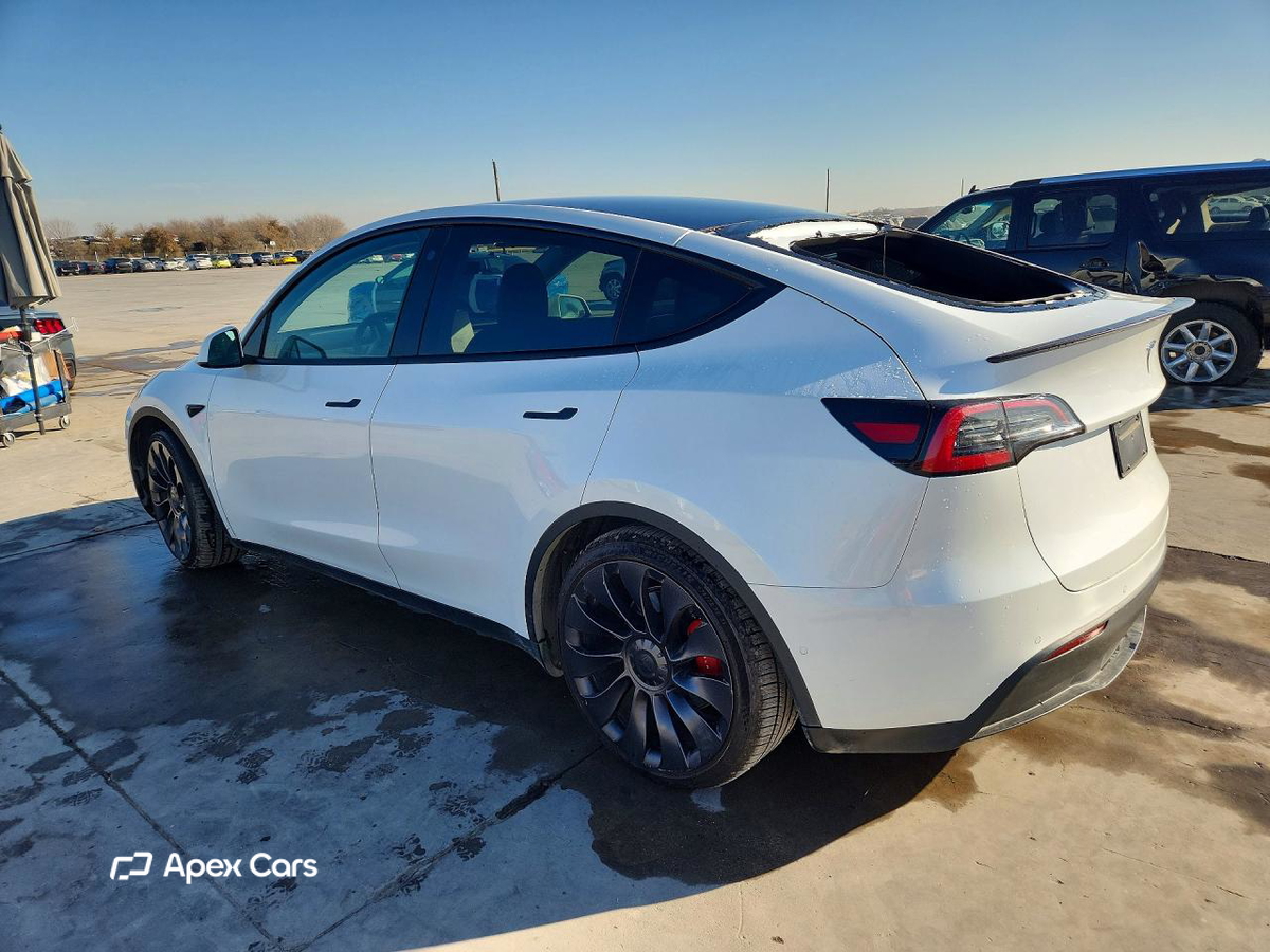 Tesla Model Y 2022