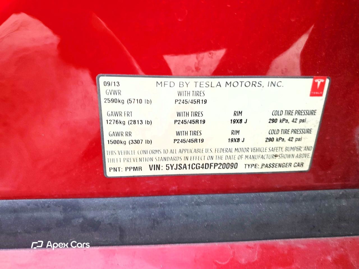 Tesla Model S 2013