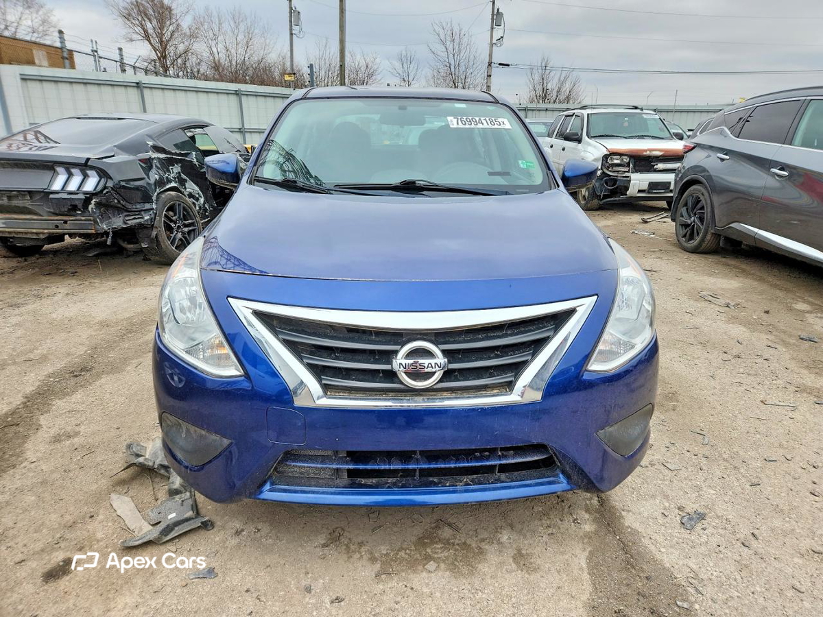 Nissan Versa 2018