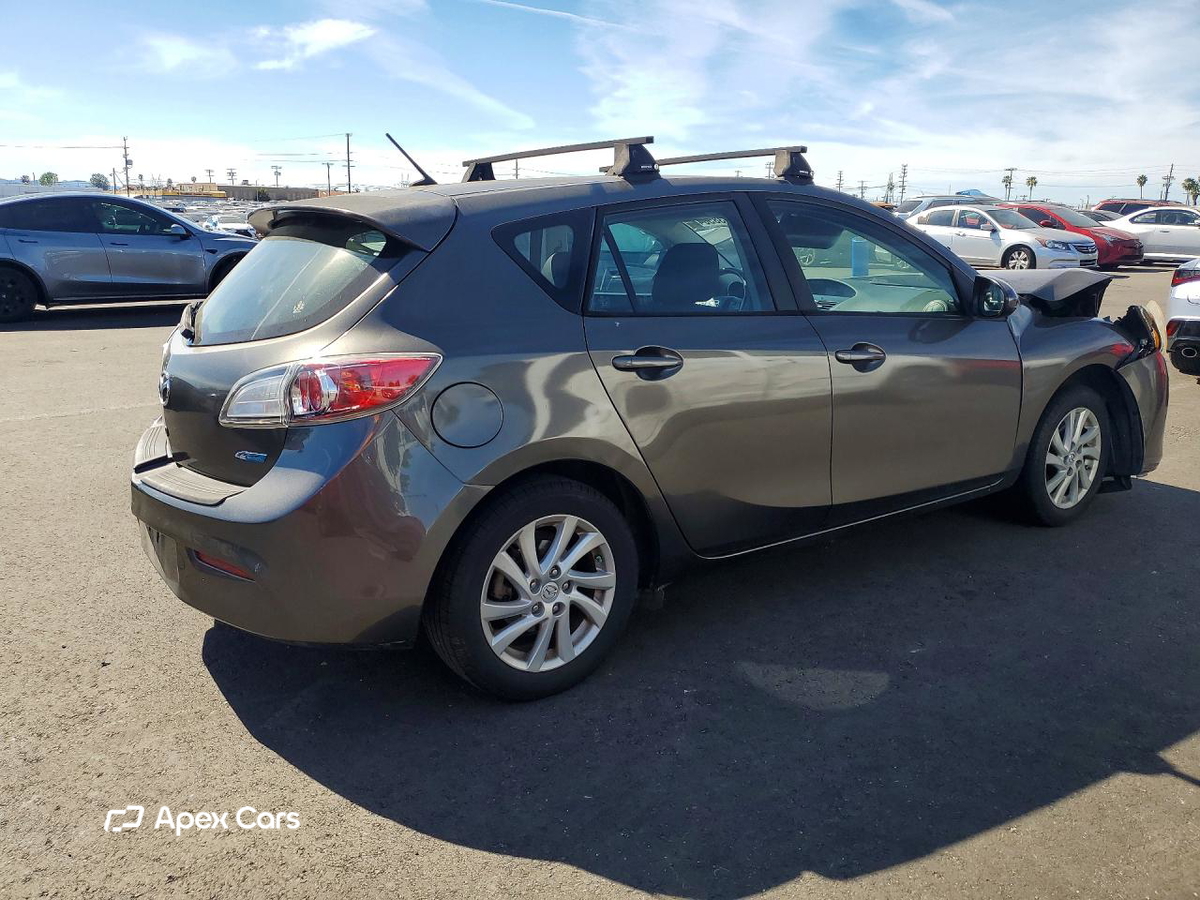 Mazda 3 2012
