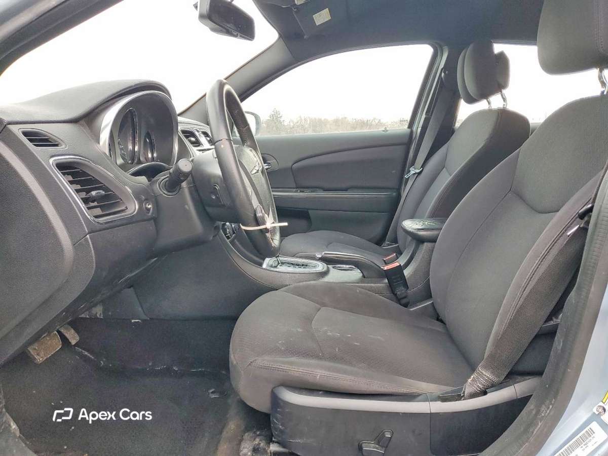 Chrysler 200 2013