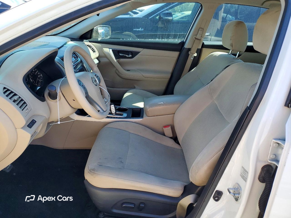 Nissan Altima 2015