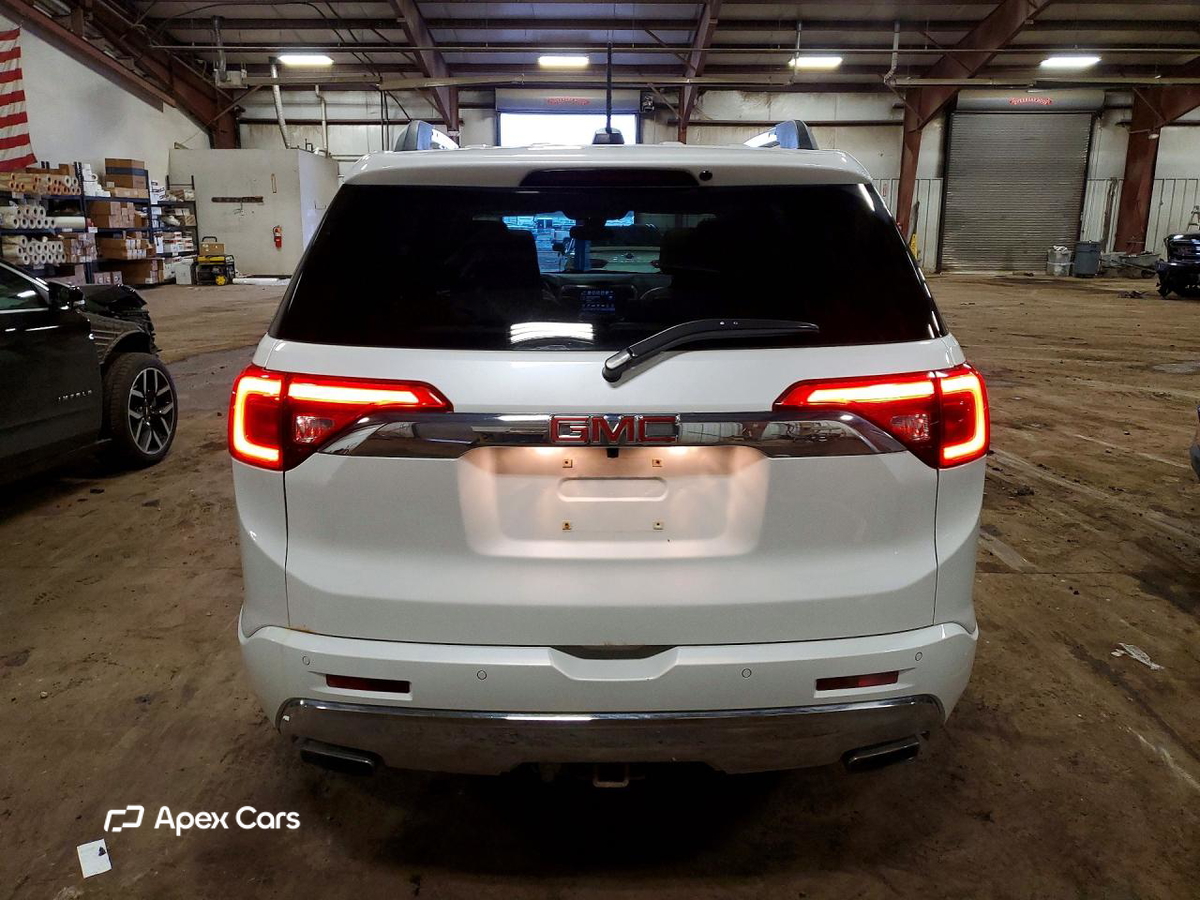 GMC Acadia 2018