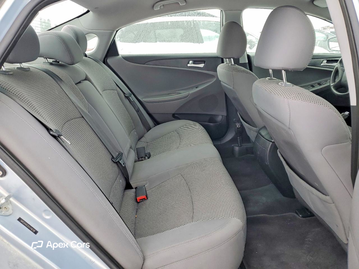 Hyundai Sonata 2012
