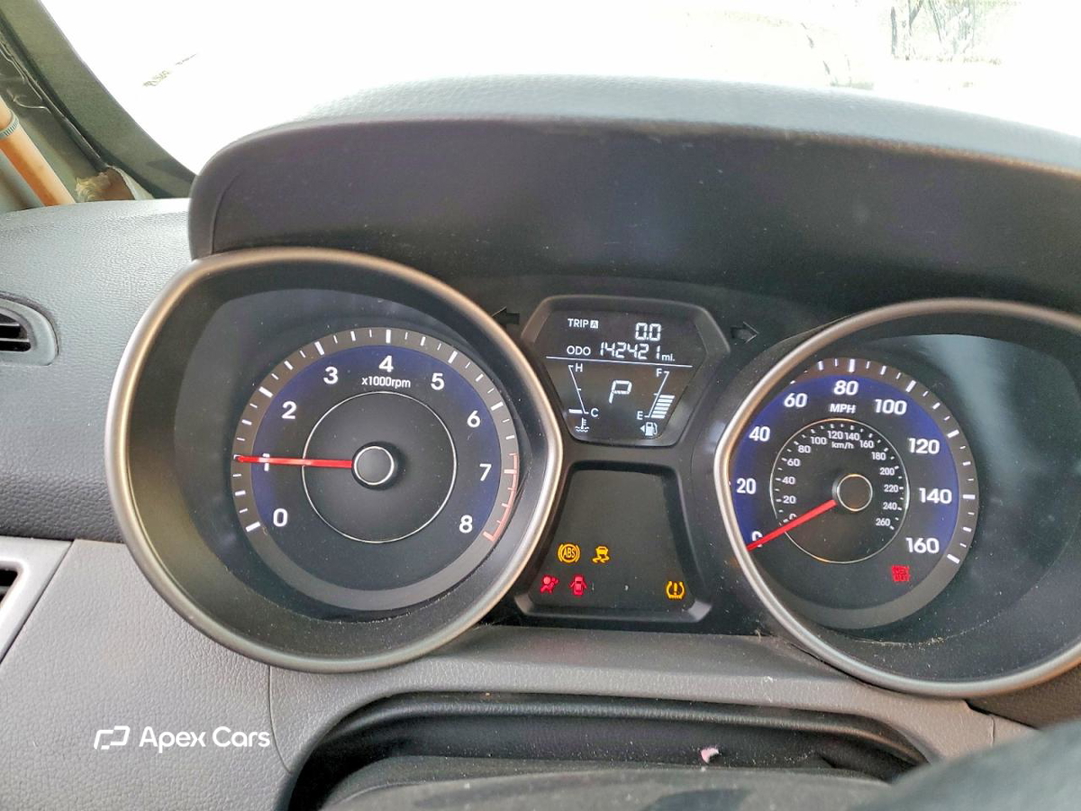 Hyundai Elantra 2013
