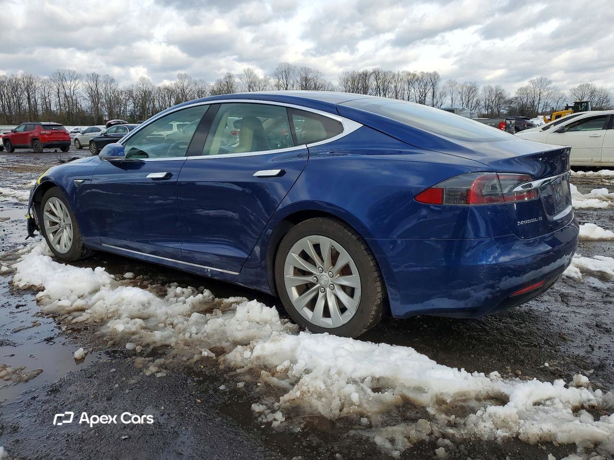 Tesla Model S 2016
