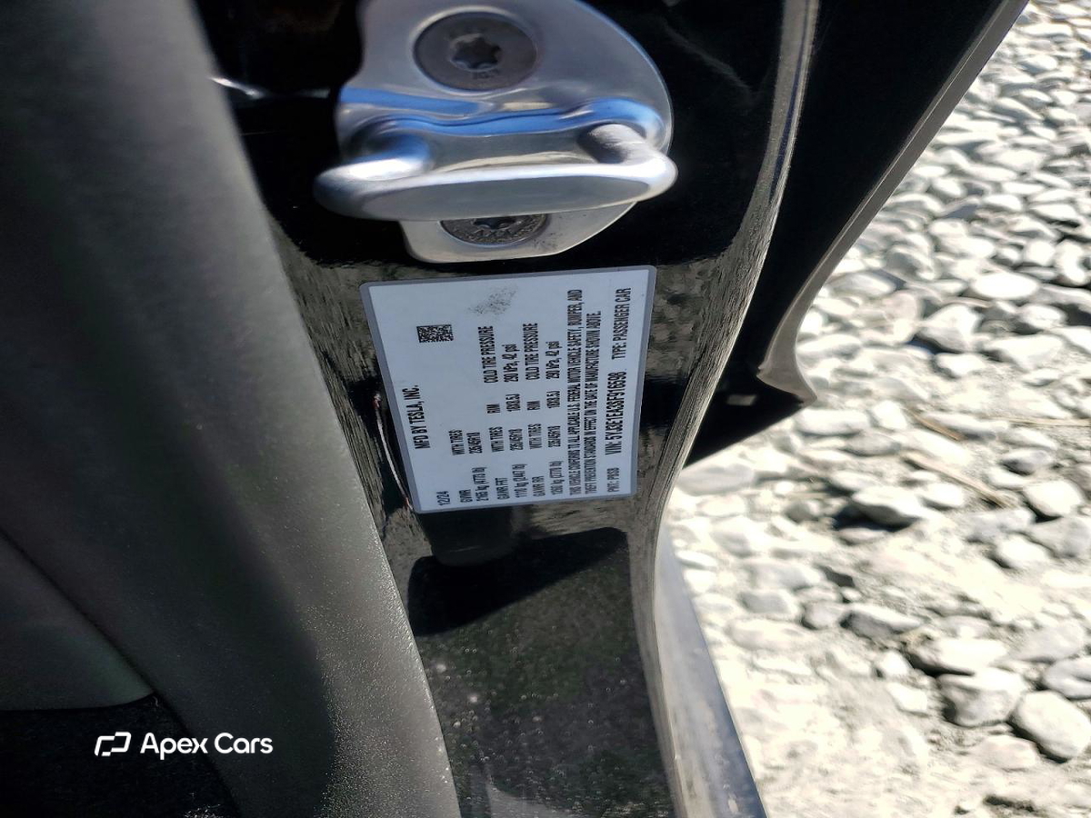 Tesla Model 3 2025